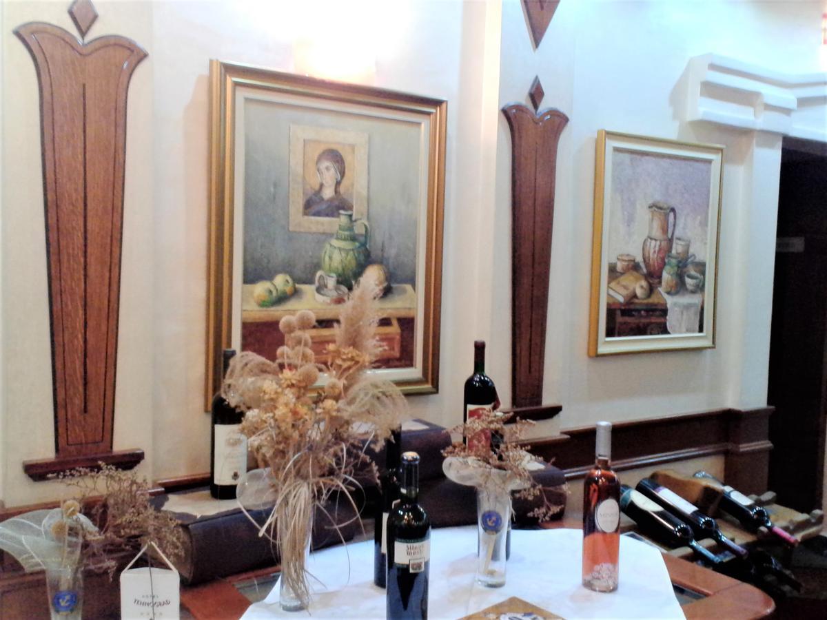 特诺格拉德酒店 克拉列沃 外观 照片